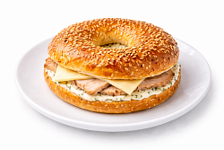 Mfood.kz Бейгл с индейкой 210 гр 