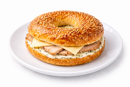 Mfood.kz Бейгл с индейкой 210 гр 